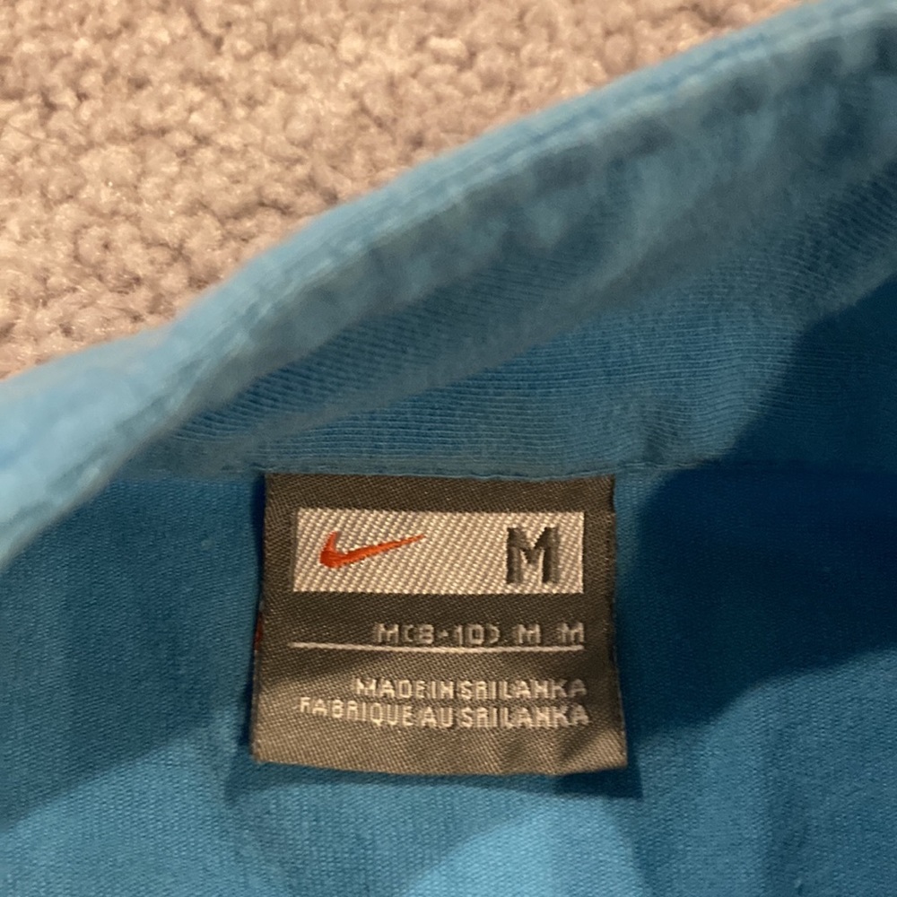 Nike Zipper Shirt - Picture 5 of 6